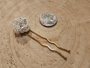 Large Vintage Pearl Knot Bobby Pin in Gold