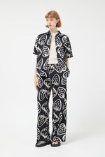 Load image into Gallery viewer, Strawberry Print Trouser in Black
