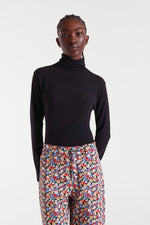 Load image into Gallery viewer, Fitted Turtleneck in Black