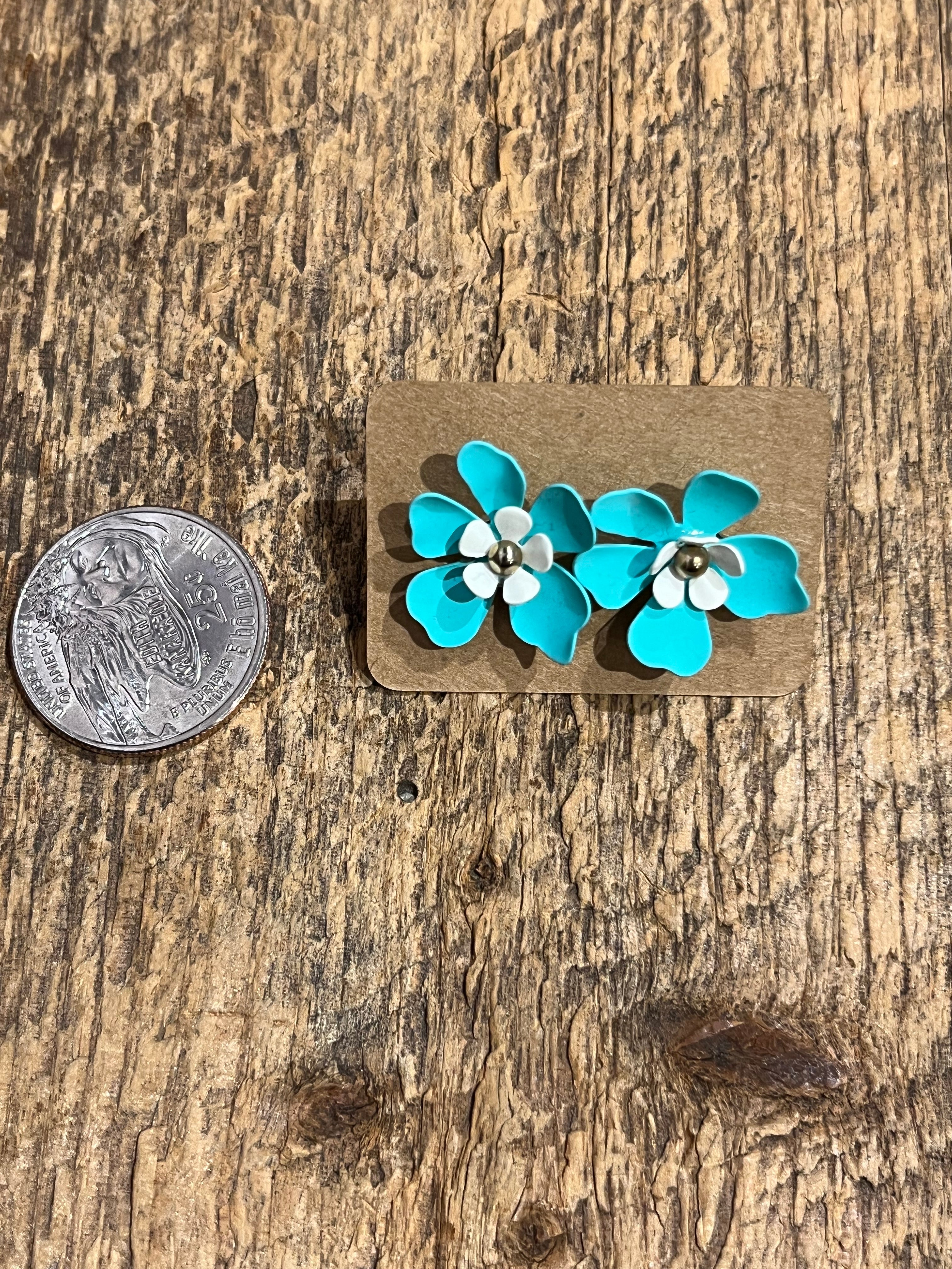 Pressed Floral Stud Earrings in Mint and White