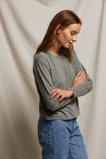 Load image into Gallery viewer, Axel Long Sleeve Boxy Crew Tee in Heather Grey