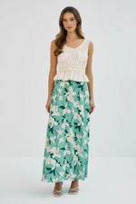 Load image into Gallery viewer, Nemy Skirt in Green/Ivory Watercolor Daffodils
