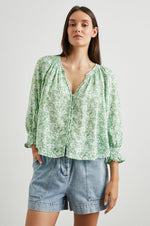 Load image into Gallery viewer, Mariah Top in Green Texture Floral
