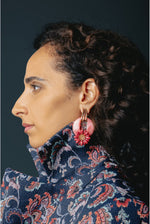 Load image into Gallery viewer, Oculus Fleur Post Earring in Salmon