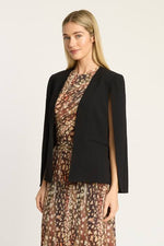 Load image into Gallery viewer, Mala Capelet in Black