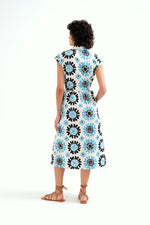 Load image into Gallery viewer, Waterfall Print Midi Dress in Light Blue and Black
