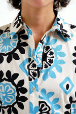 Load image into Gallery viewer, Waterfall Print Midi Dress in Light Blue and Black

