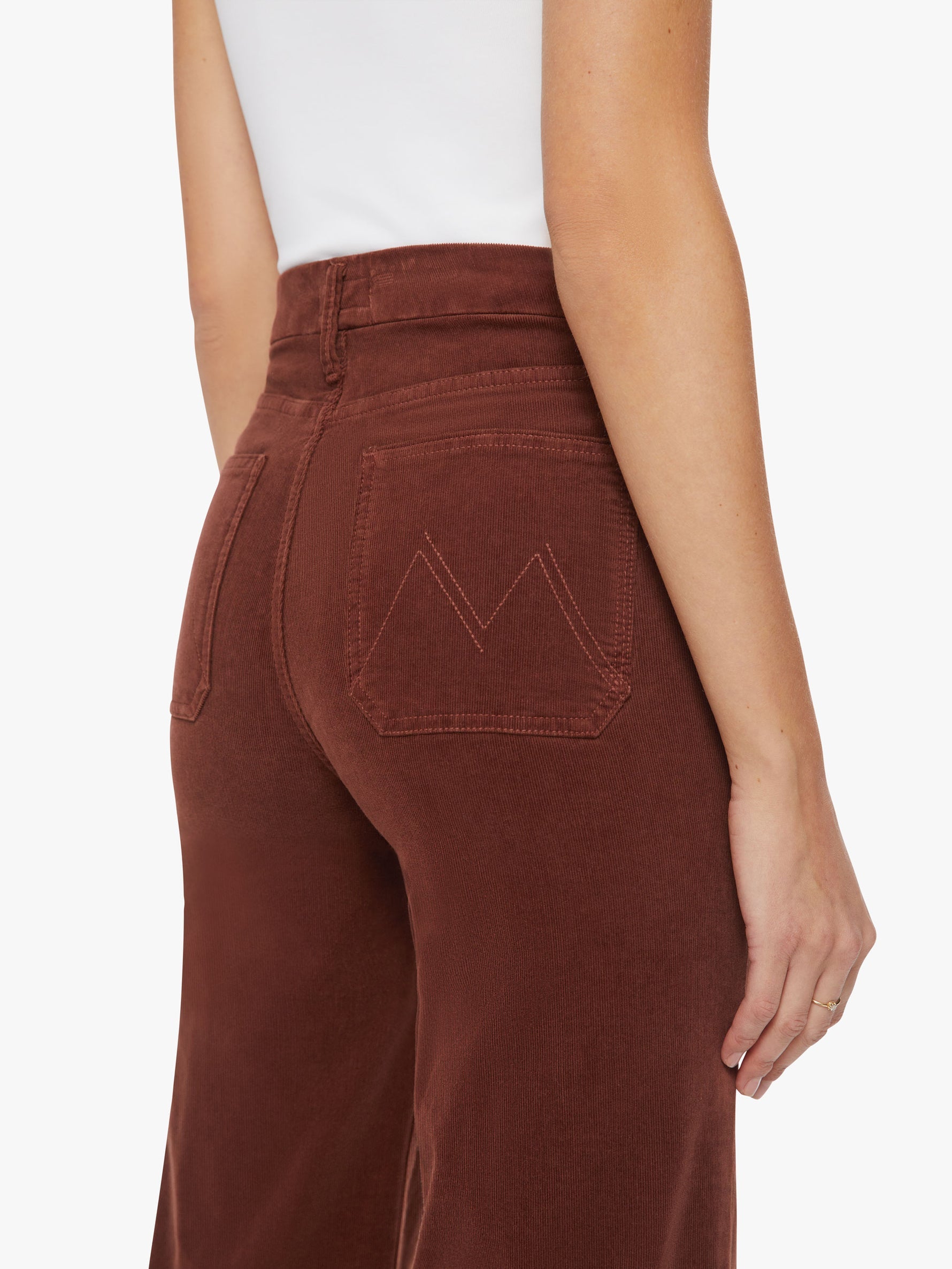 Patch Pocket Roller Skimp Corduroy in Rum Russian