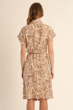 Load image into Gallery viewer, Printed Shirt Dress in Camel Mathilde
