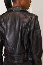 Load image into Gallery viewer, Isabella Regular Fit Leather Jacket in Black
