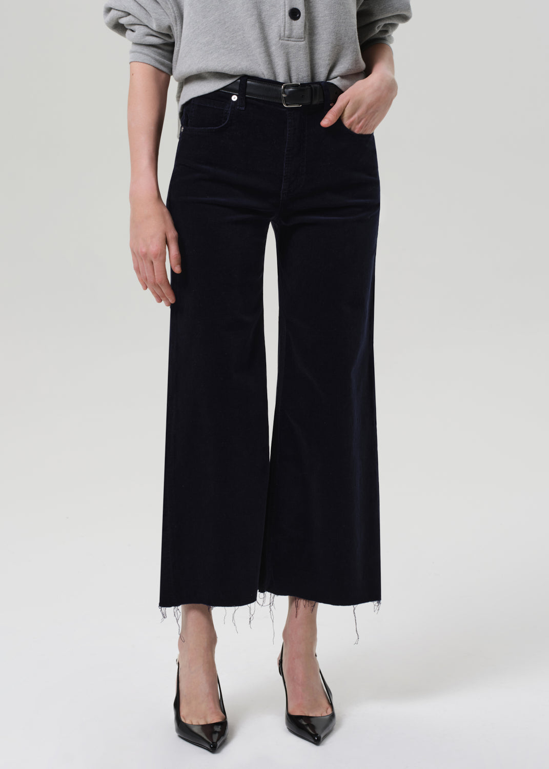 Lyra Wide Leg Crop Corduroy in Navy
