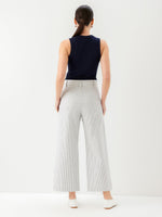 Load image into Gallery viewer, Rylee Crop Pants in Cream/Navy
