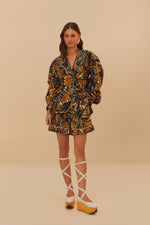 Load image into Gallery viewer, Toucan Spirals Shorts in Black
