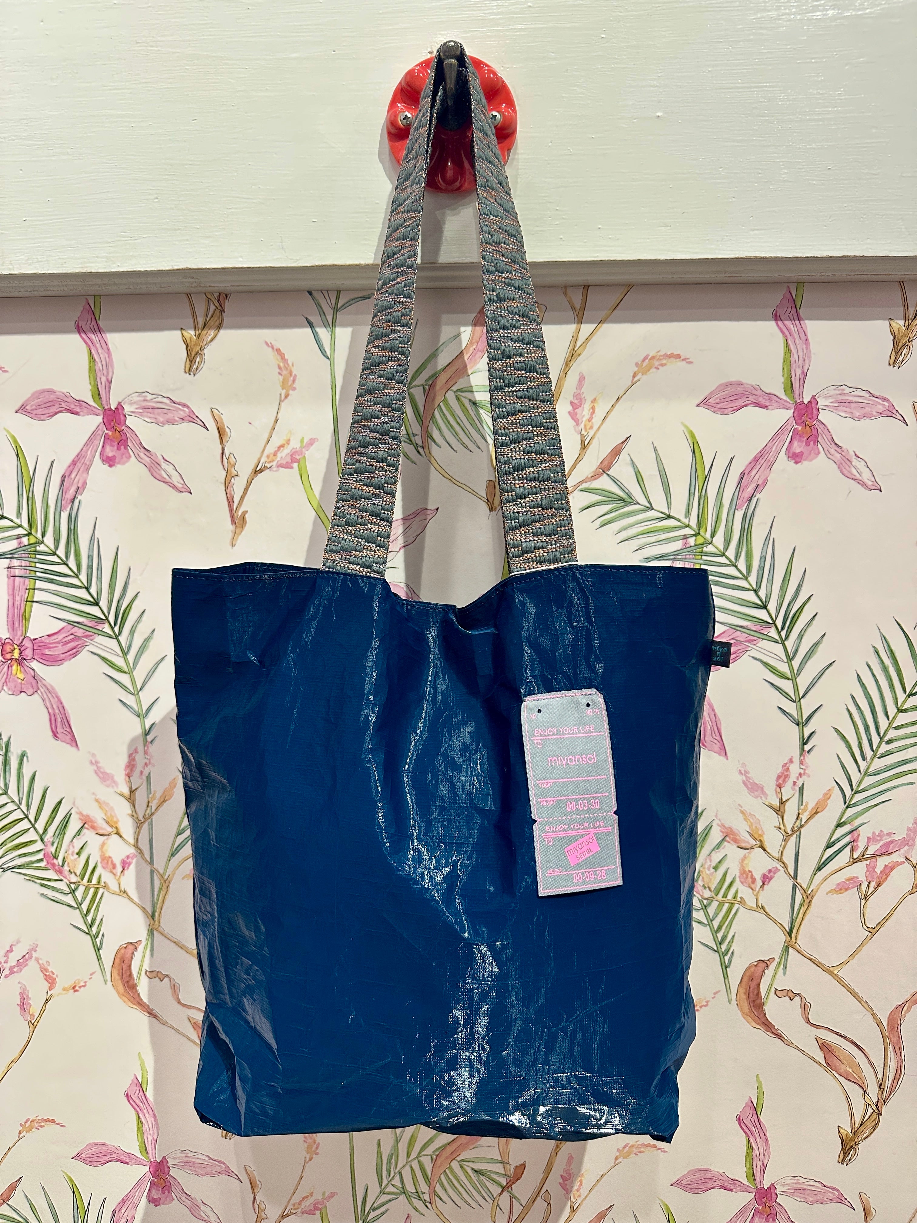 Basic Bag Long in Hama