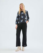 Load image into Gallery viewer, Corn Cob Print Blouse in Black
