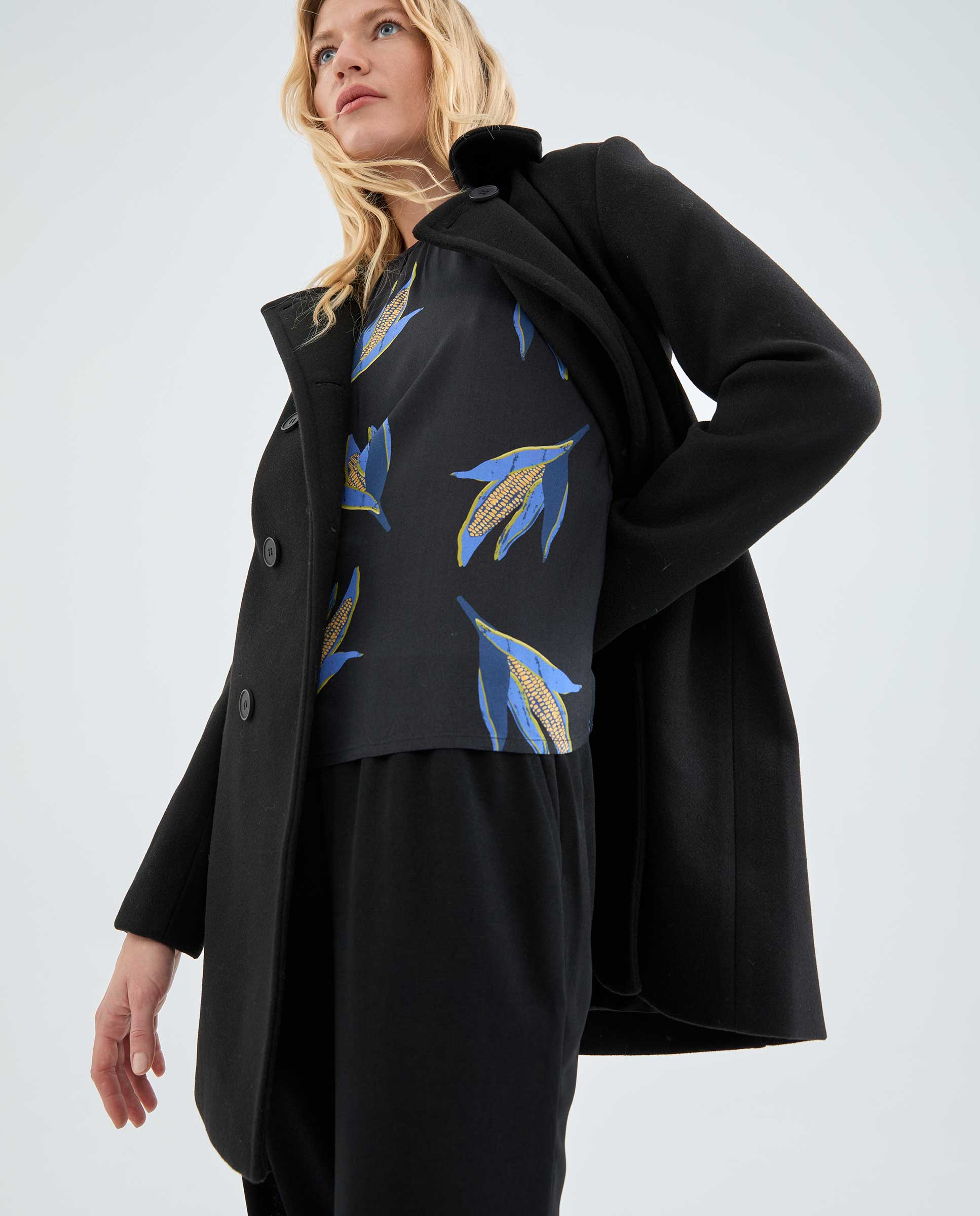 Corn Cob Print Blouse in Black