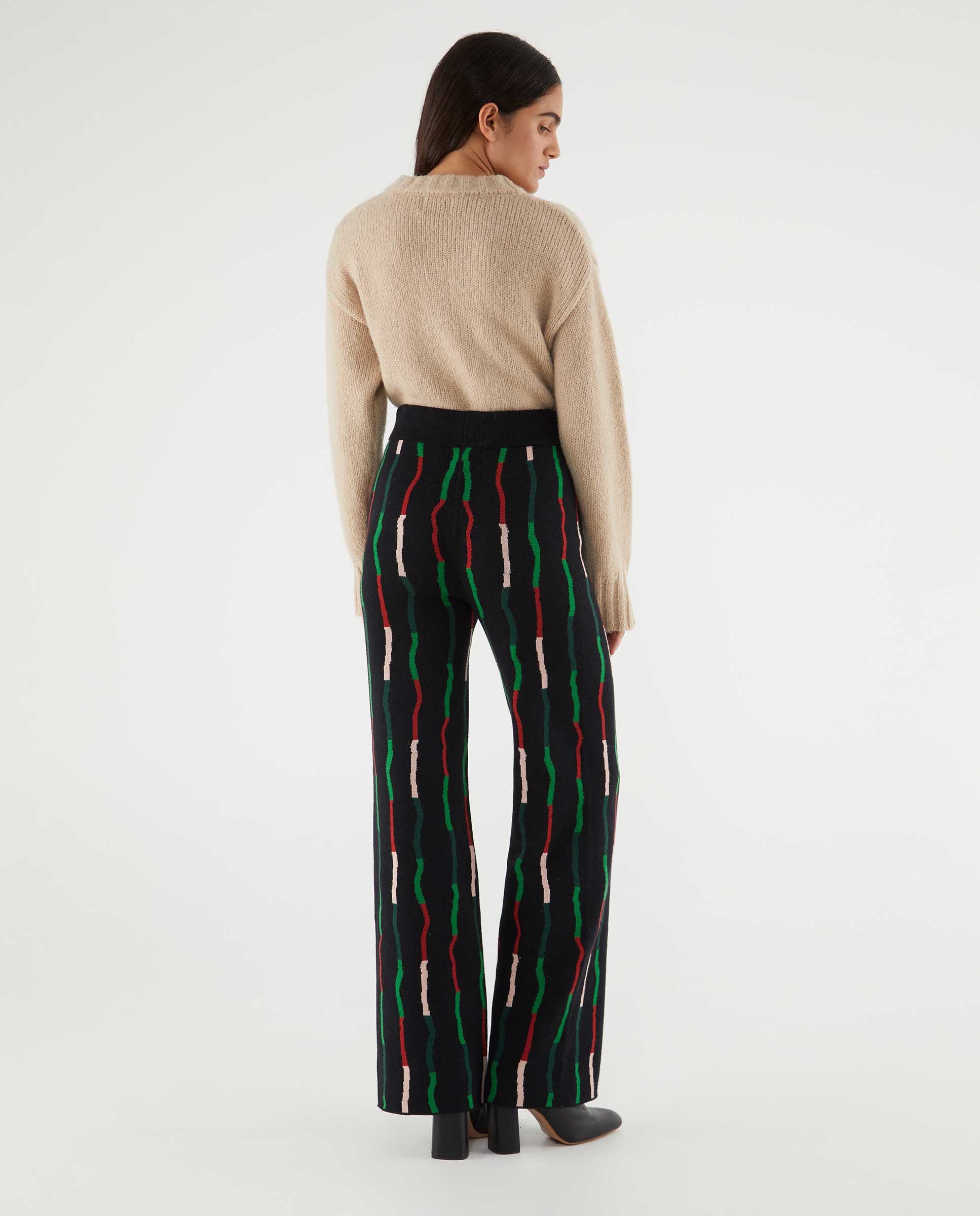 Wavy Stripe Knit Pant in Black