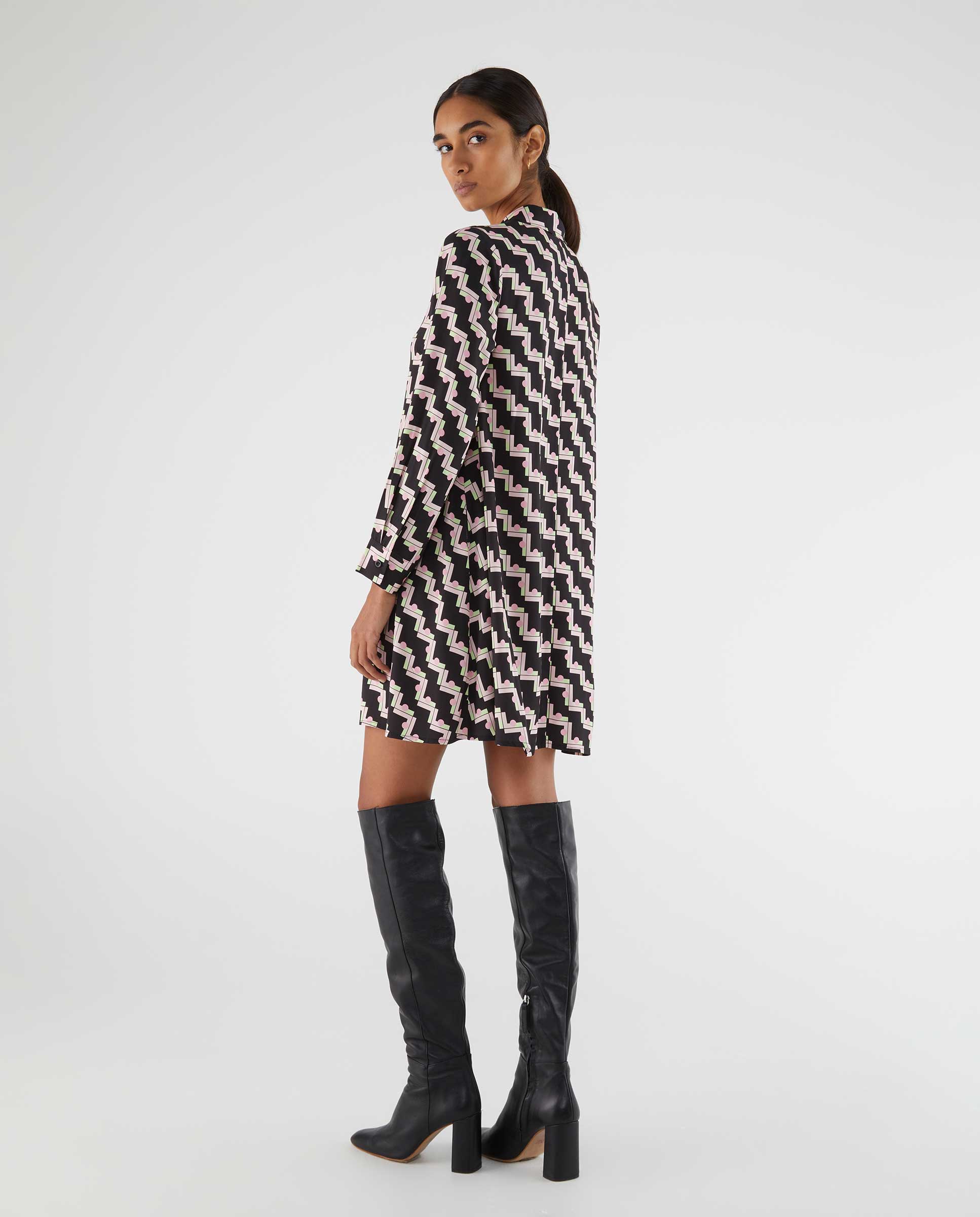 Geometric Print Shirt Dress in Black Combo