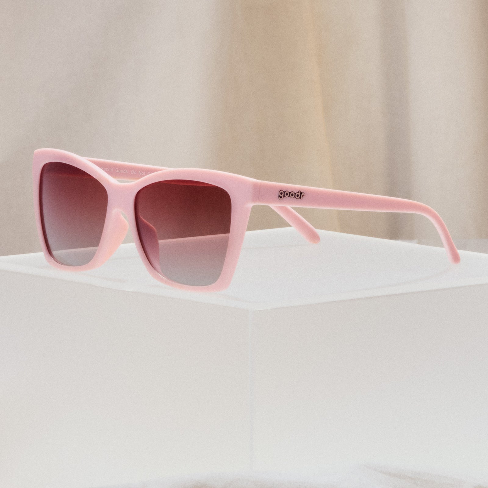 Rosé Retail Therapy Pop G Sunglasses