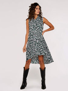 Animal Print Sleeveless Dress in Green