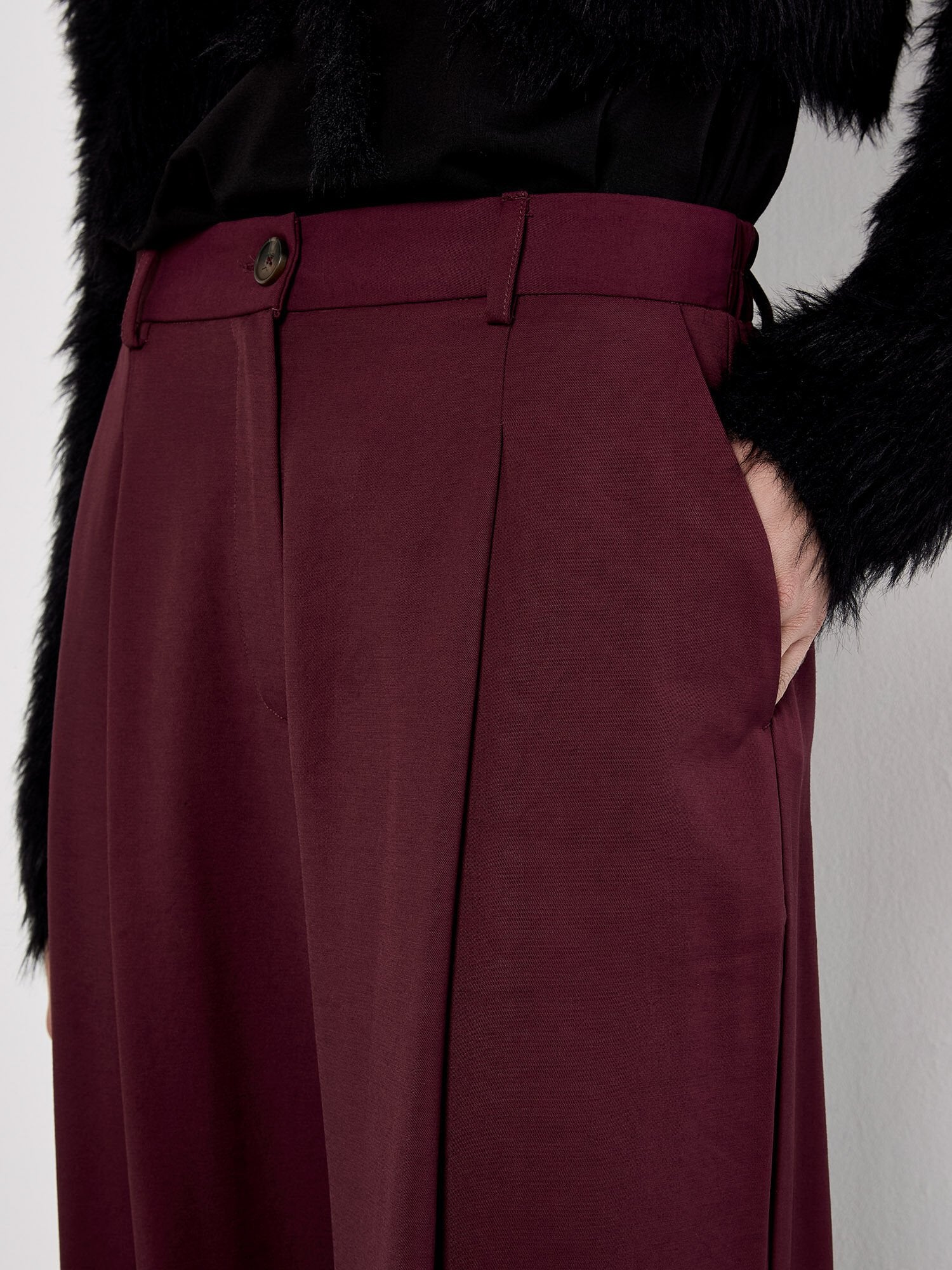 Wide Leg Trouser in Burgundy