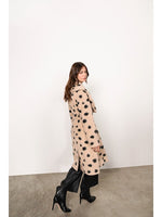 Load image into Gallery viewer, Juni Wrap Coat in Cream
