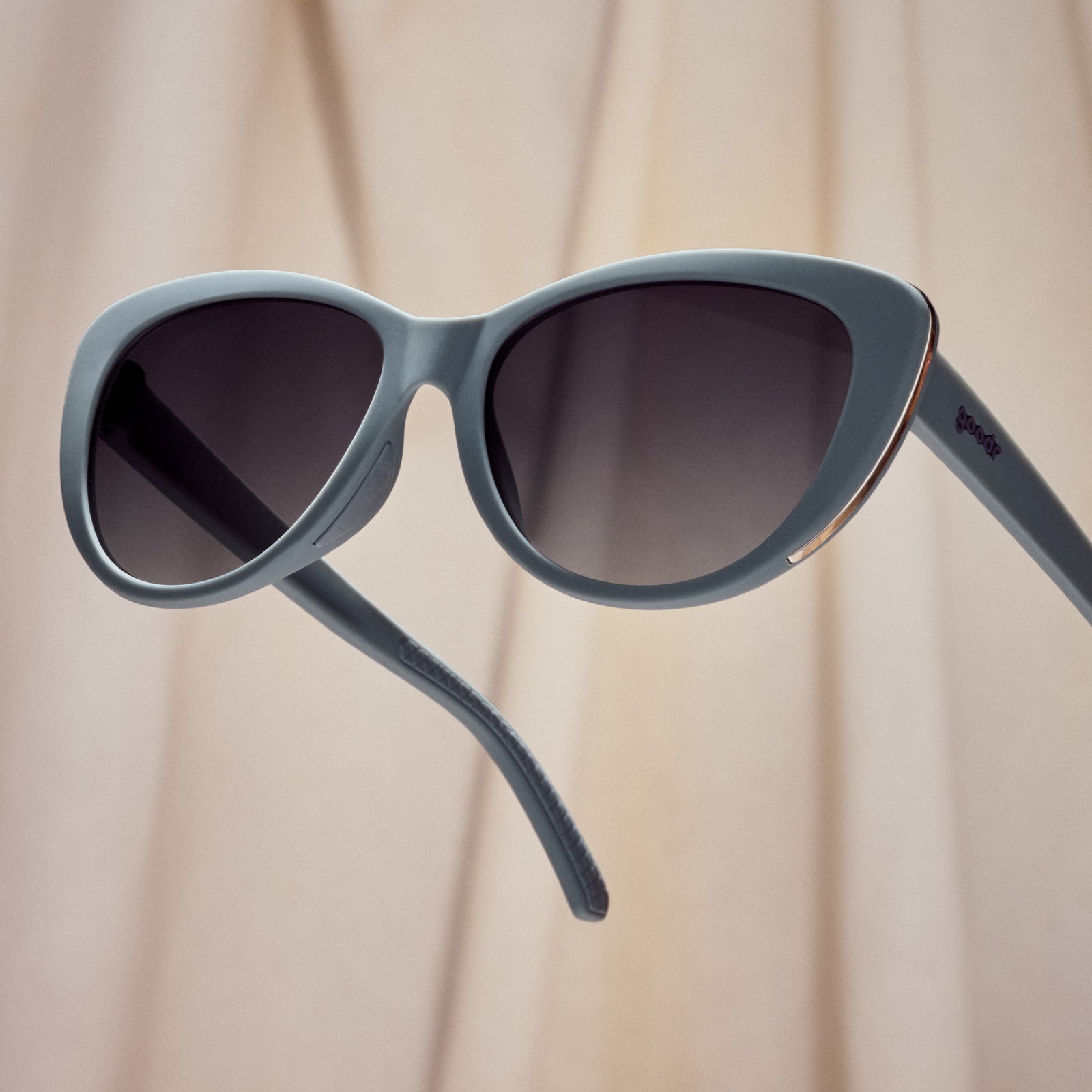 Not Gray, Diet Black Glam G Sunglasses