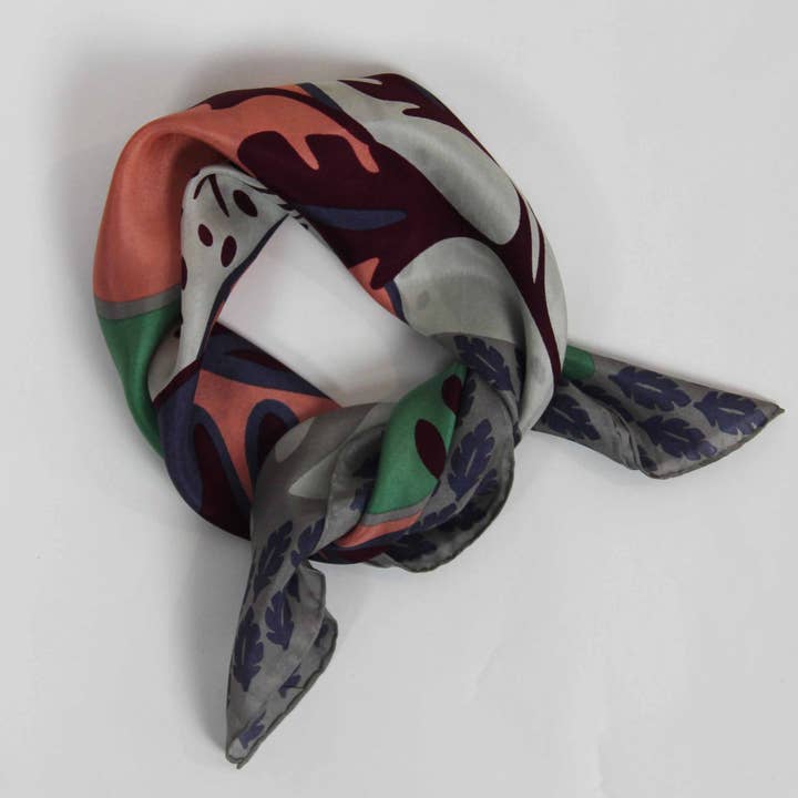 Mini Tuscany Scarf in Bordeaux