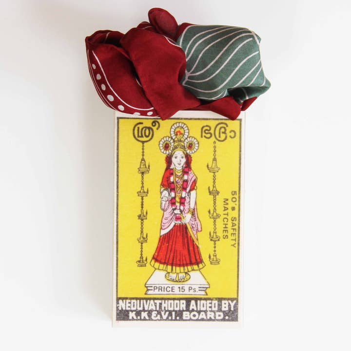 Mini Mandalay Scarf in Red