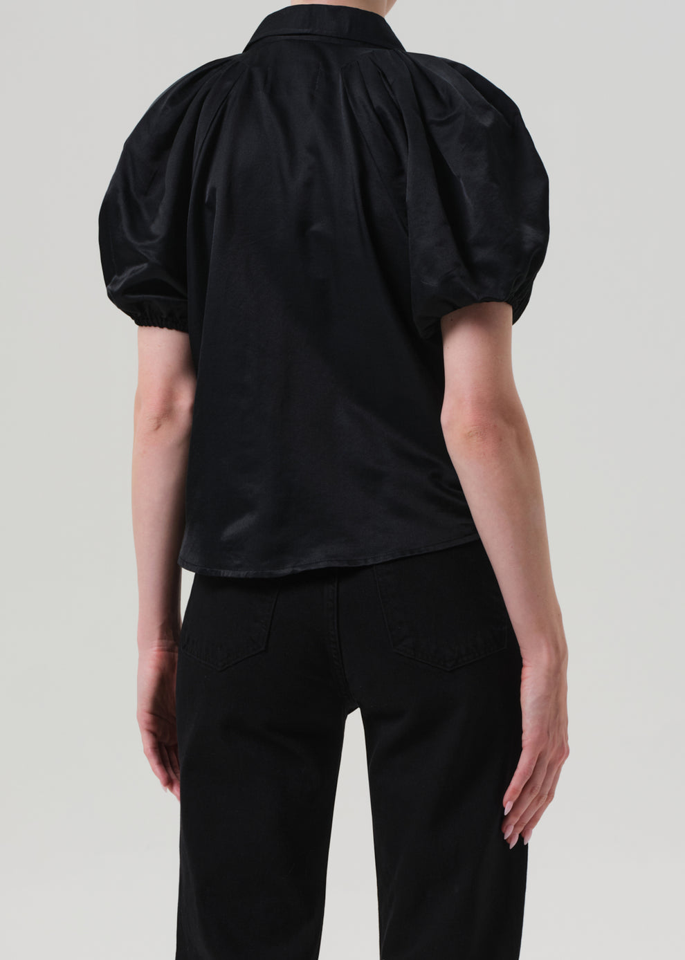 Leila Blouse in Black