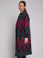 Load image into Gallery viewer, Yana Coat in Zig Zag Print
