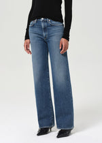 Load image into Gallery viewer, Harper Mid Rise Relaxed Straight Jean in Enroll
