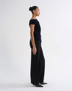 Load image into Gallery viewer, Harper Straight Jean (Weightless Stretch) in Immersion
