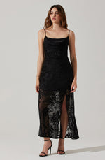 Load image into Gallery viewer, Aubrielle Dress in Black
