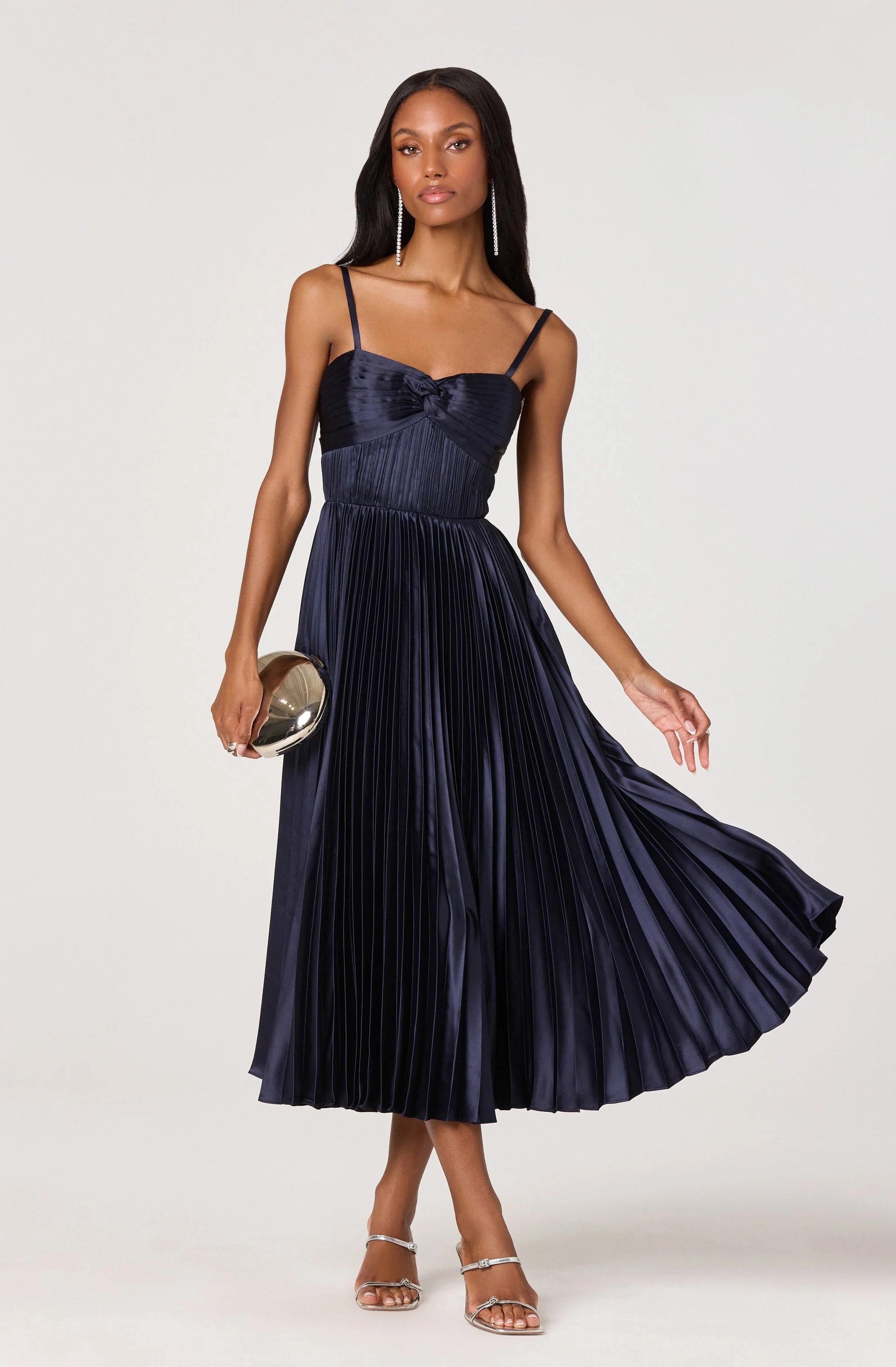 Ascella Sweetheart Pleated Midi Dress in Navy