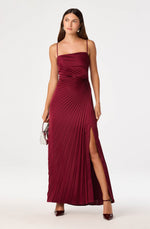 Load image into Gallery viewer, Paulette Dress in Wine
