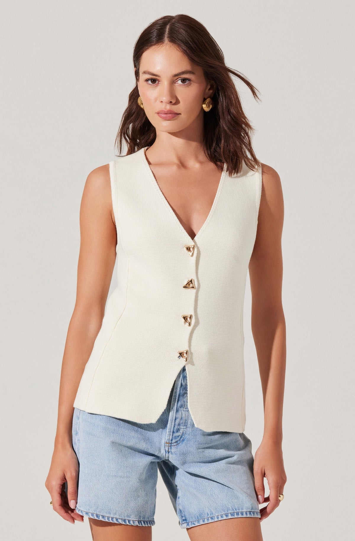 Jayce Sweater Vest in Cream