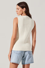 Load image into Gallery viewer, Jayce Sweater Vest in Cream
