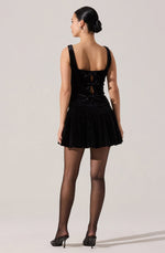 Load image into Gallery viewer, Jinnie Top in Black
