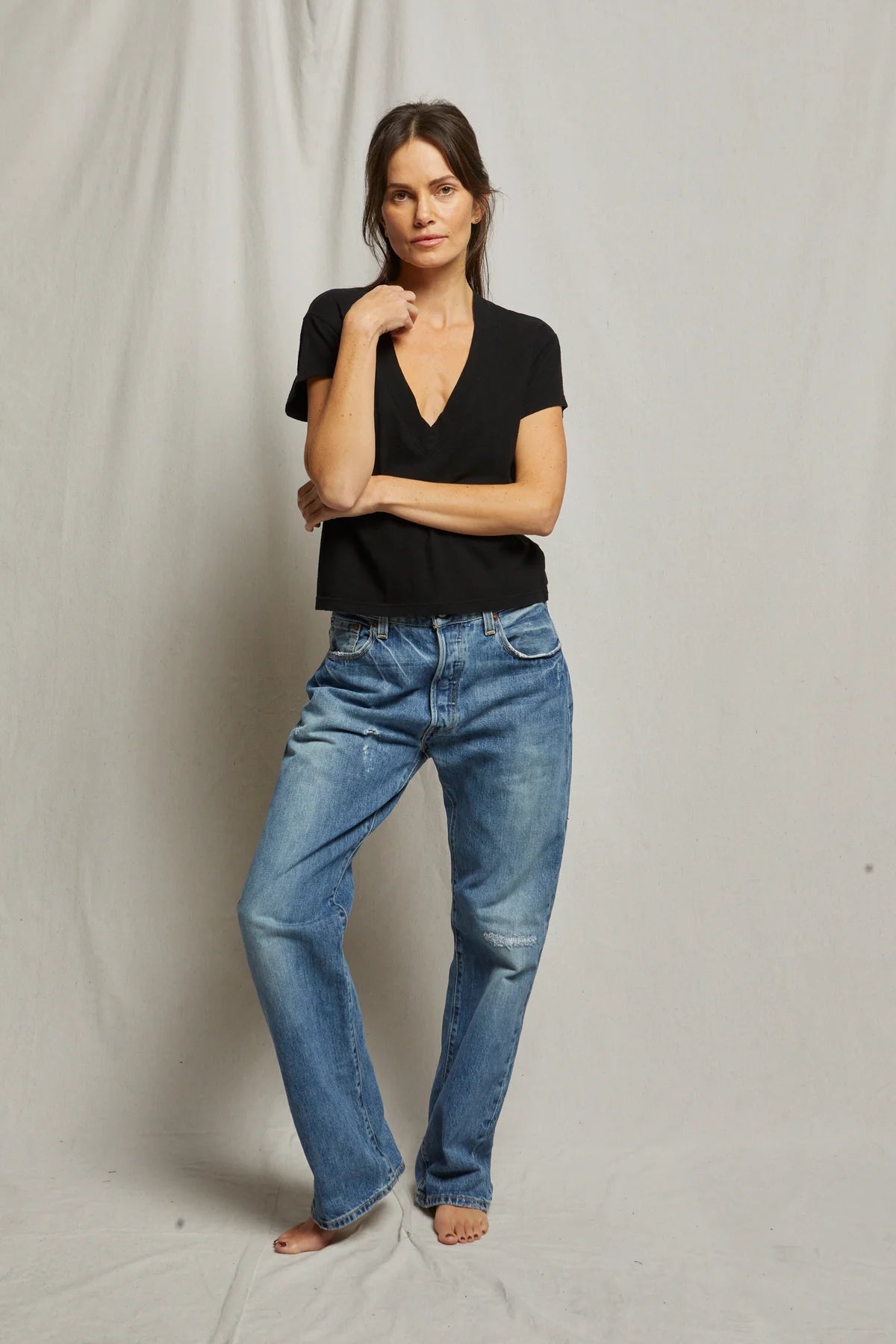 Alanis Recycled Cotton V-Neck Tee in True Black