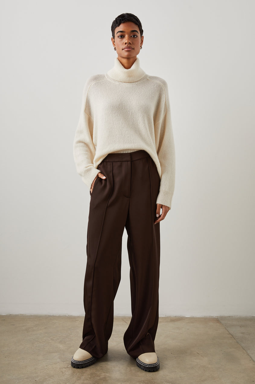 Alta Pant in Espresso