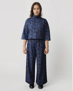 Load image into Gallery viewer, Batna Top in Saffron Stitch
