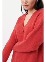 Load image into Gallery viewer, Dakota Sweater in Rouge

