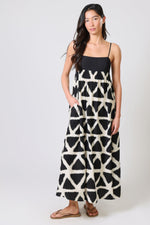 Load image into Gallery viewer, Promise Dress in Black and White
