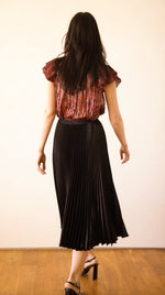 Load image into Gallery viewer, Kaz Top in Merlot Moonbeam
