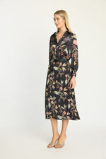 Load image into Gallery viewer, Mia Skirt in Sundown Floral

