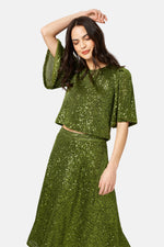 Load image into Gallery viewer, Crimson &amp; Clover Top in Green
