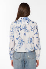 Load image into Gallery viewer, Chandler Button Down in Washed Waterflower
