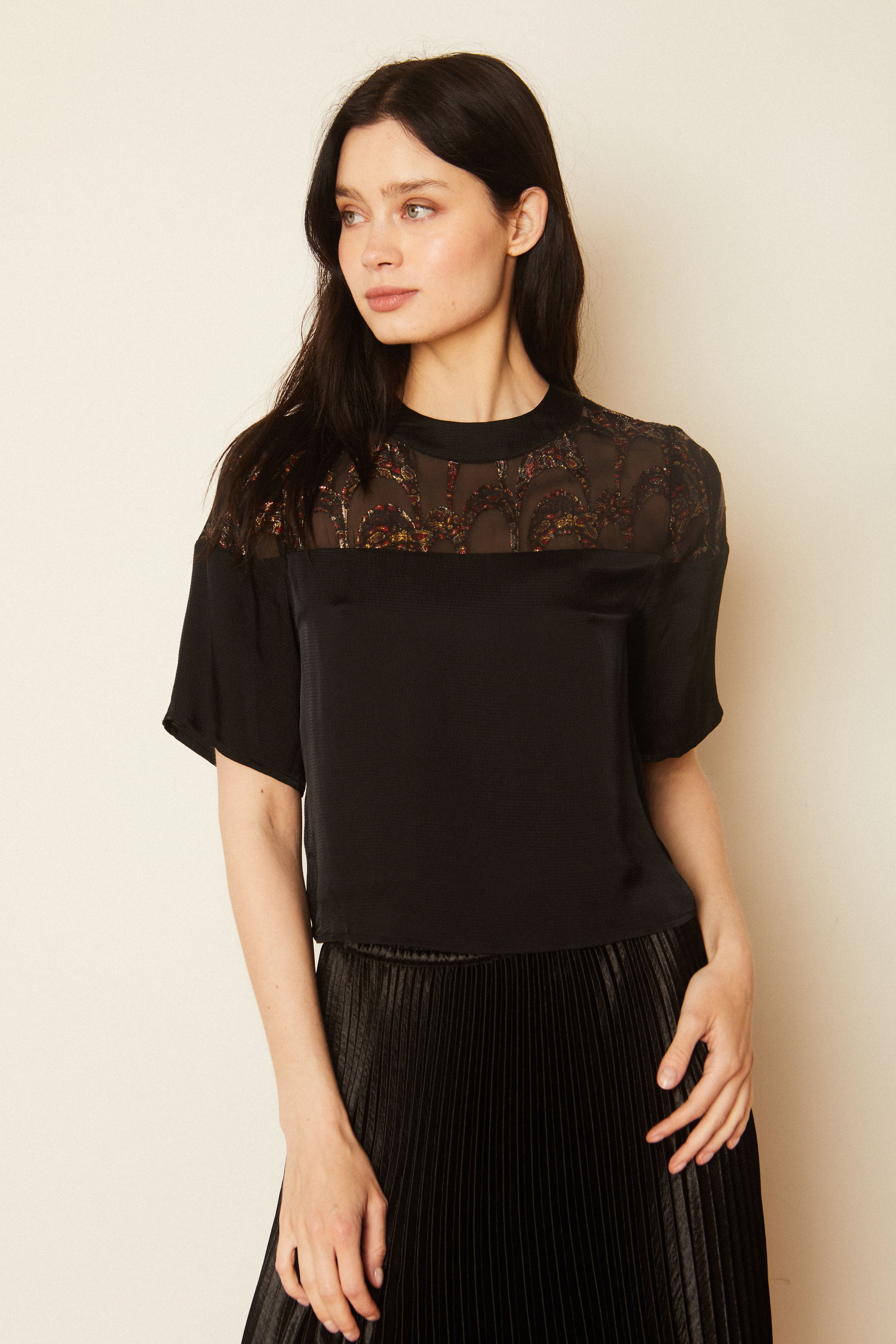 Gabrielle Sparkle Scallop Top in Black