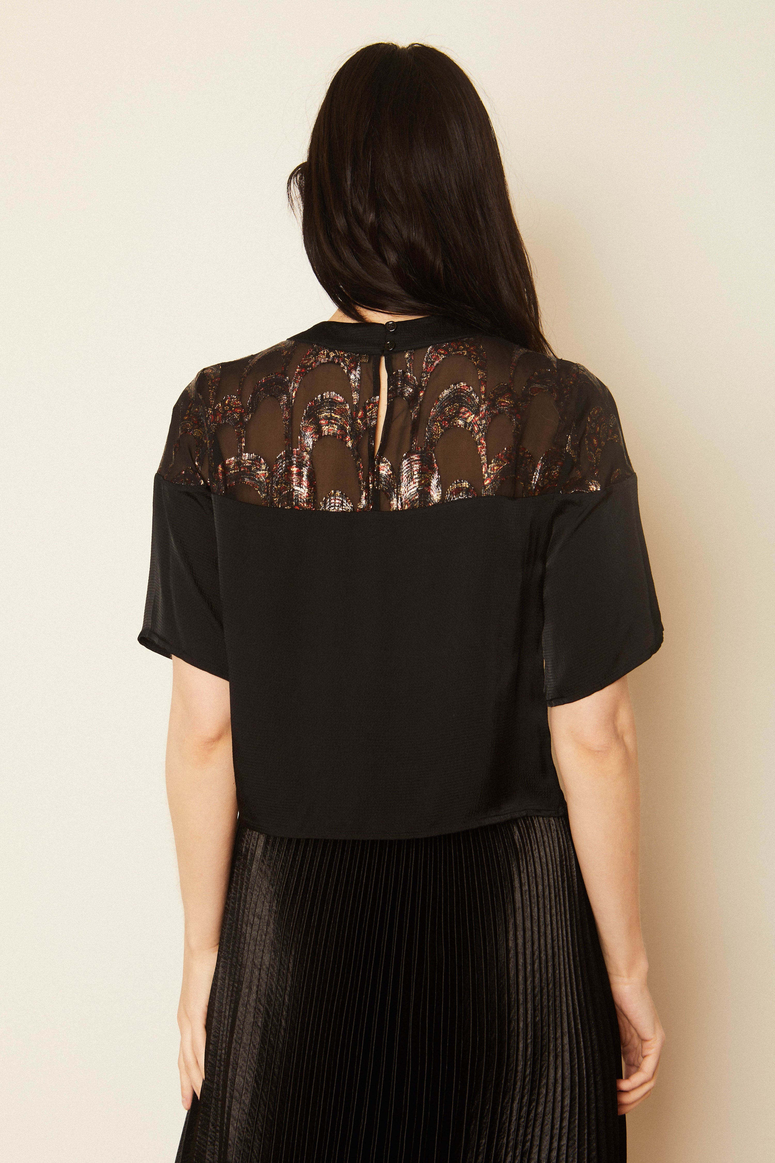 Gabrielle Sparkle Scallop Top in Black